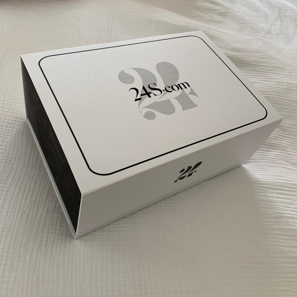 McQueen Sprint Sneakers - Picture 4 of 11